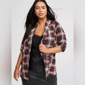 NWT Torrid Parker Studio Crepe Blazer